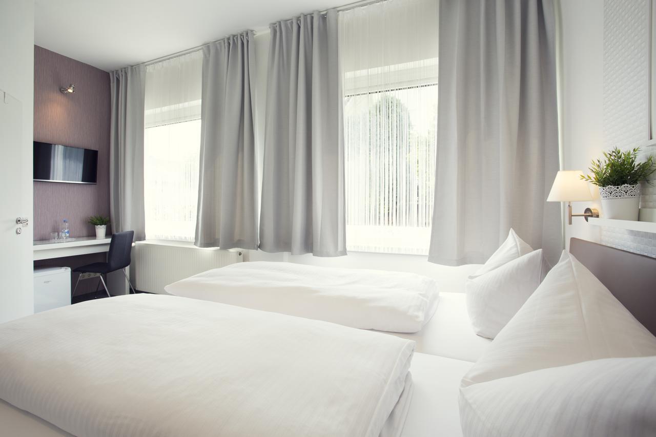 Hotel Loewenguth Montabaur Bagian luar foto